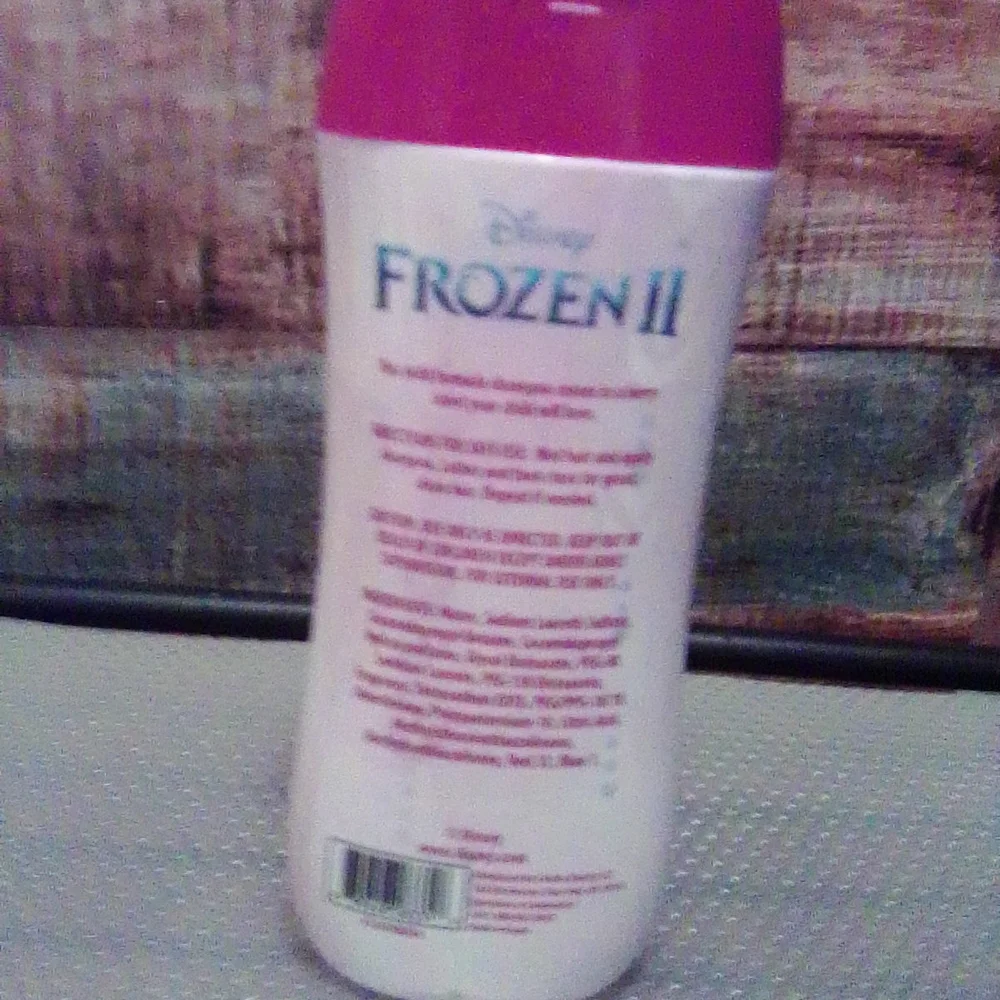 ,🌻 5/$10 Kids Disney Shampoo, Berry Scent